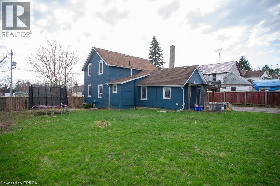 47 SIMCOE Street — photo 27
