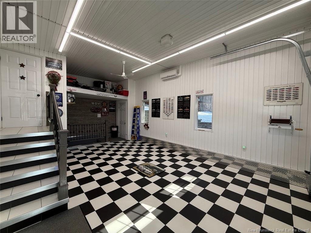 56 DES GOUVERNEURS STREET - 21