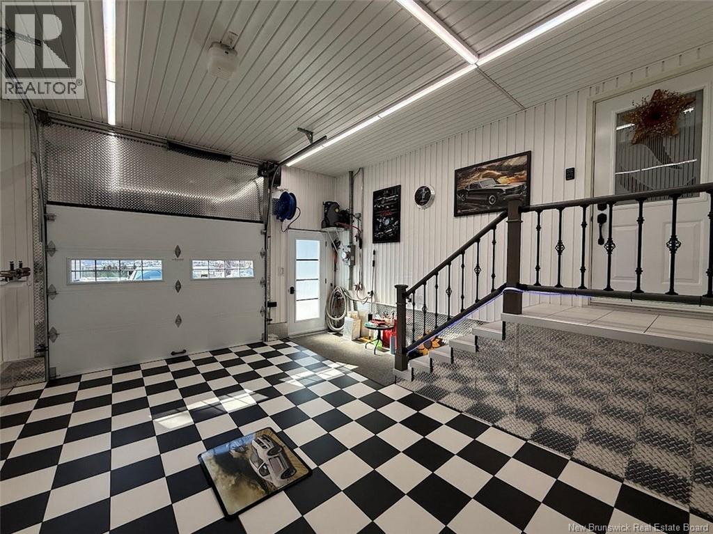 56 DES GOUVERNEURS STREET - 23