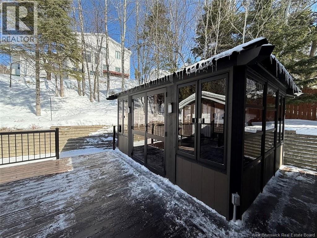 56 DES GOUVERNEURS STREET - 24