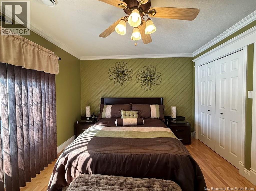 56 DES GOUVERNEURS STREET - 11