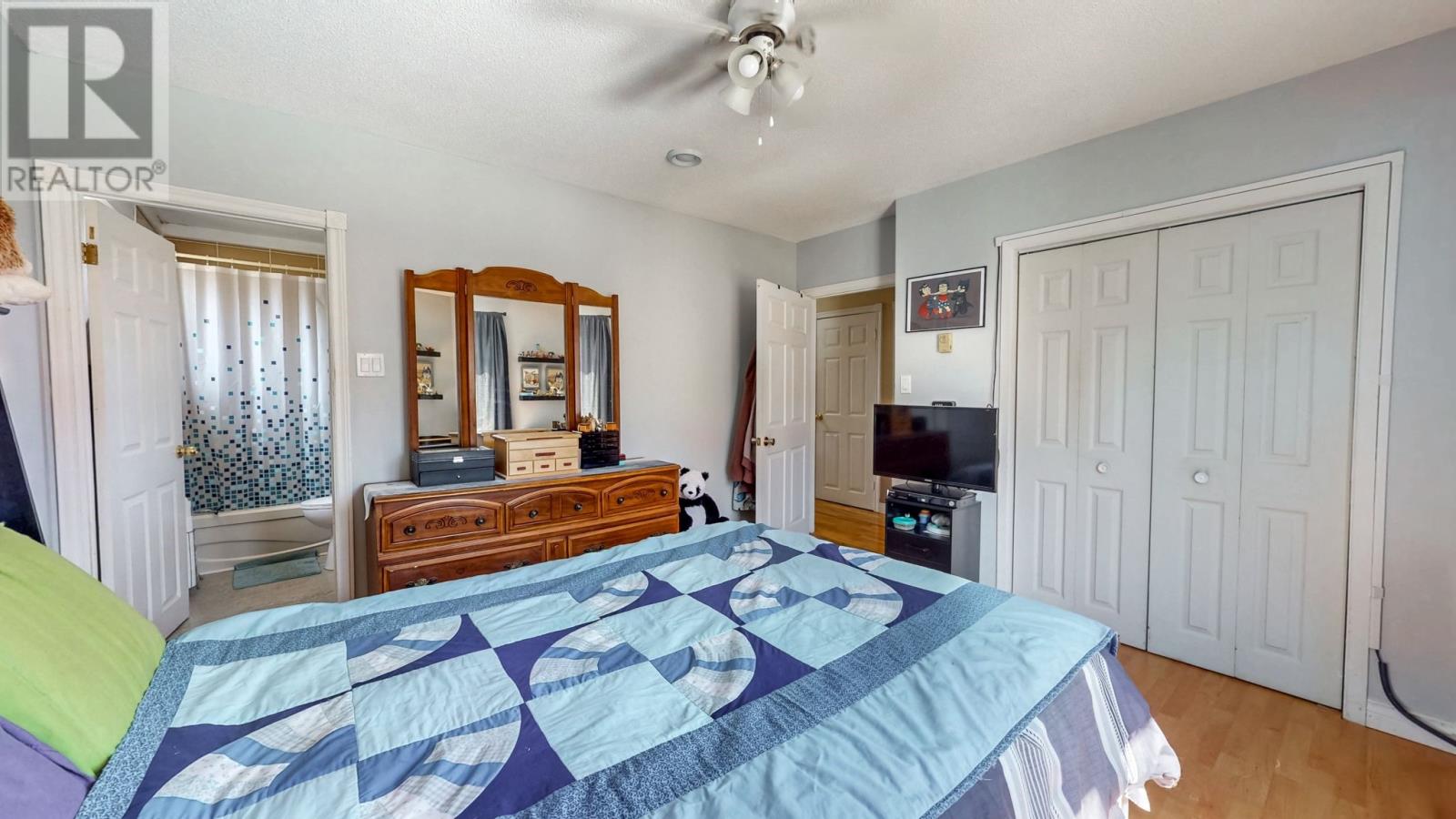 13 QUIDI VIDI VILLAGE ROAD - 14