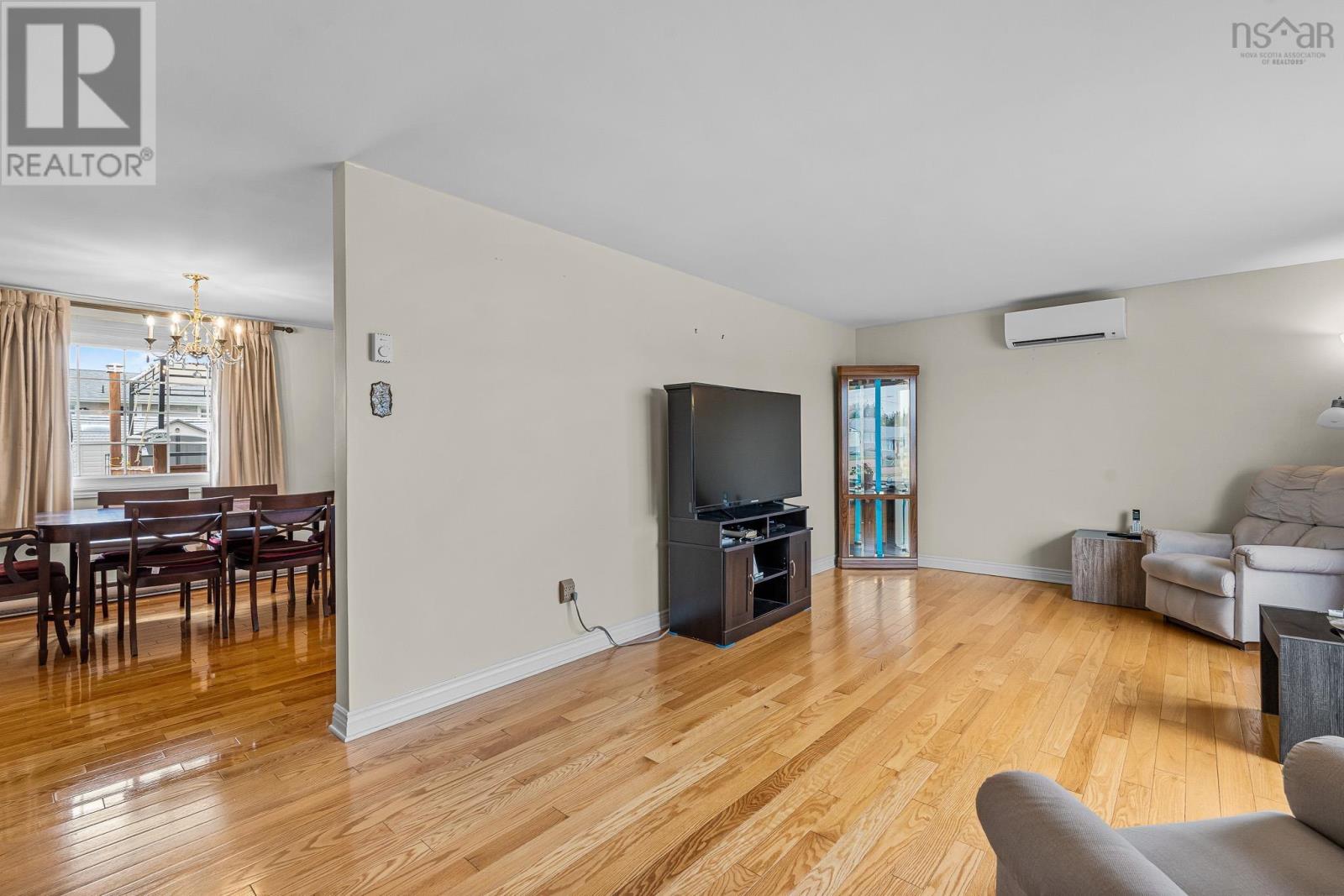 Property 23 of 46 of 16 Thompson Drive