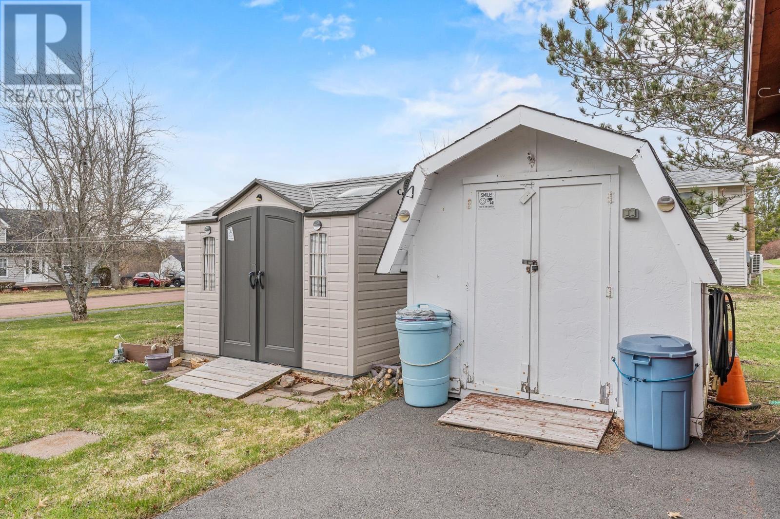 Property 39 of 46 of 16 Thompson Drive