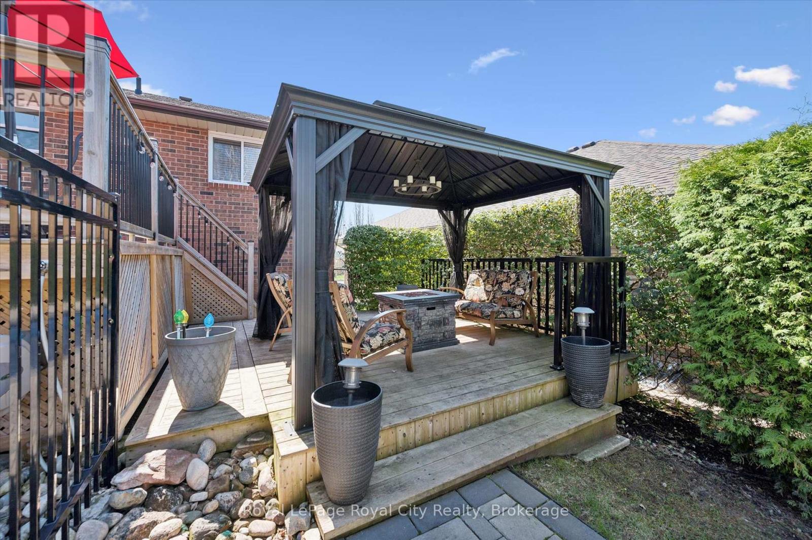 278 COLBORNE STREET - 34