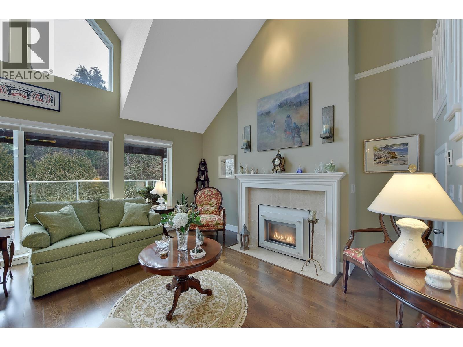 #319-1120 TSATSU SHORES Drive, Delta