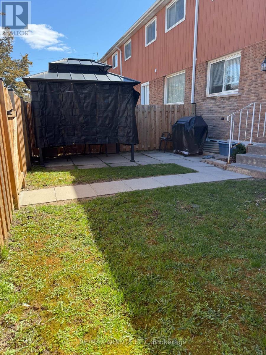 #25 17 TRACEY PARK DRIVE - 27