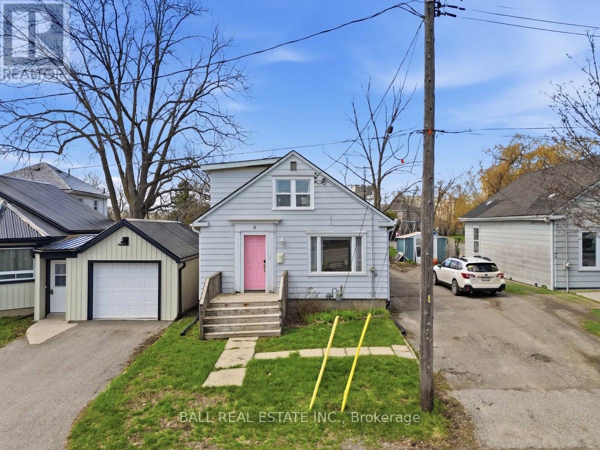 4 HOLDEN STREET — photo 2