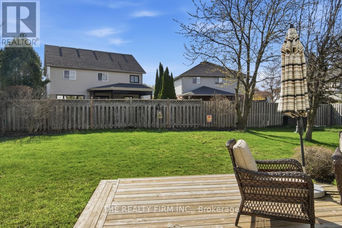 58 MEADOWRIDGE CRESCENT, London North (North M), Ontario, N6H5E9 — Photo 44