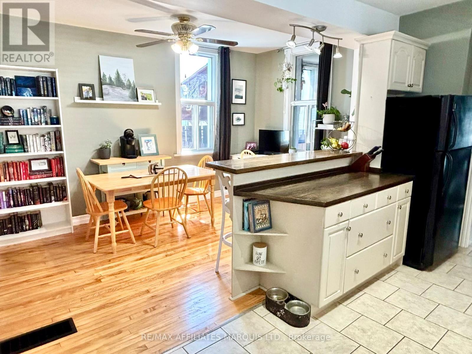 4 SEYMOUR AVENUE - 13