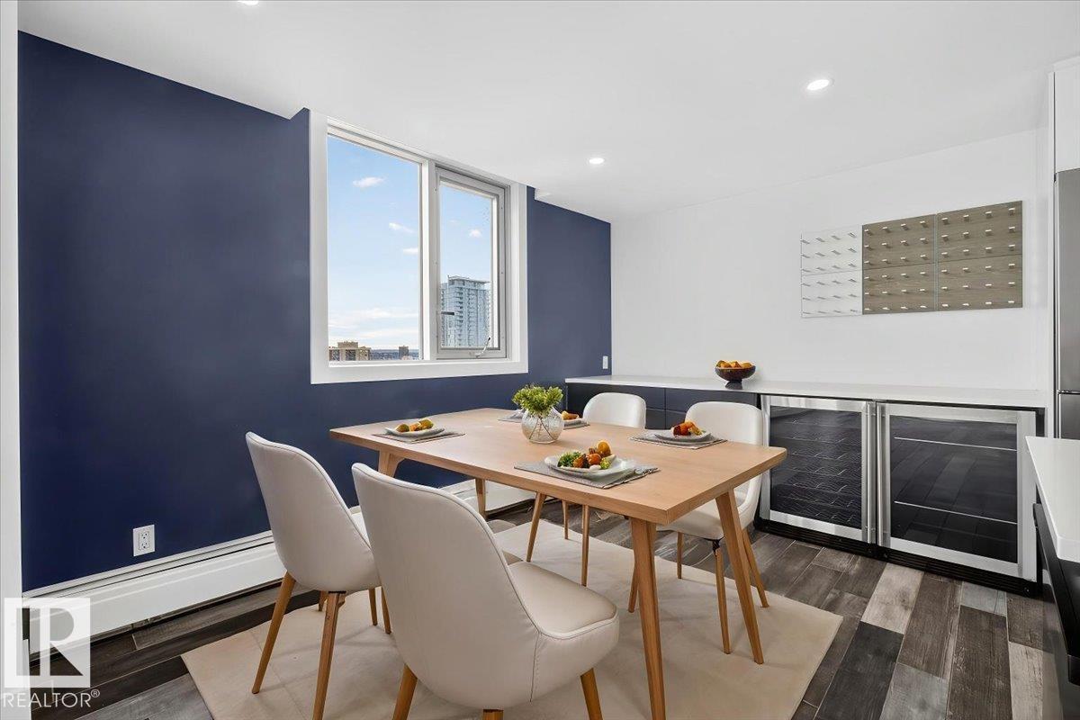 #1806 9835 113 ST NW - 17