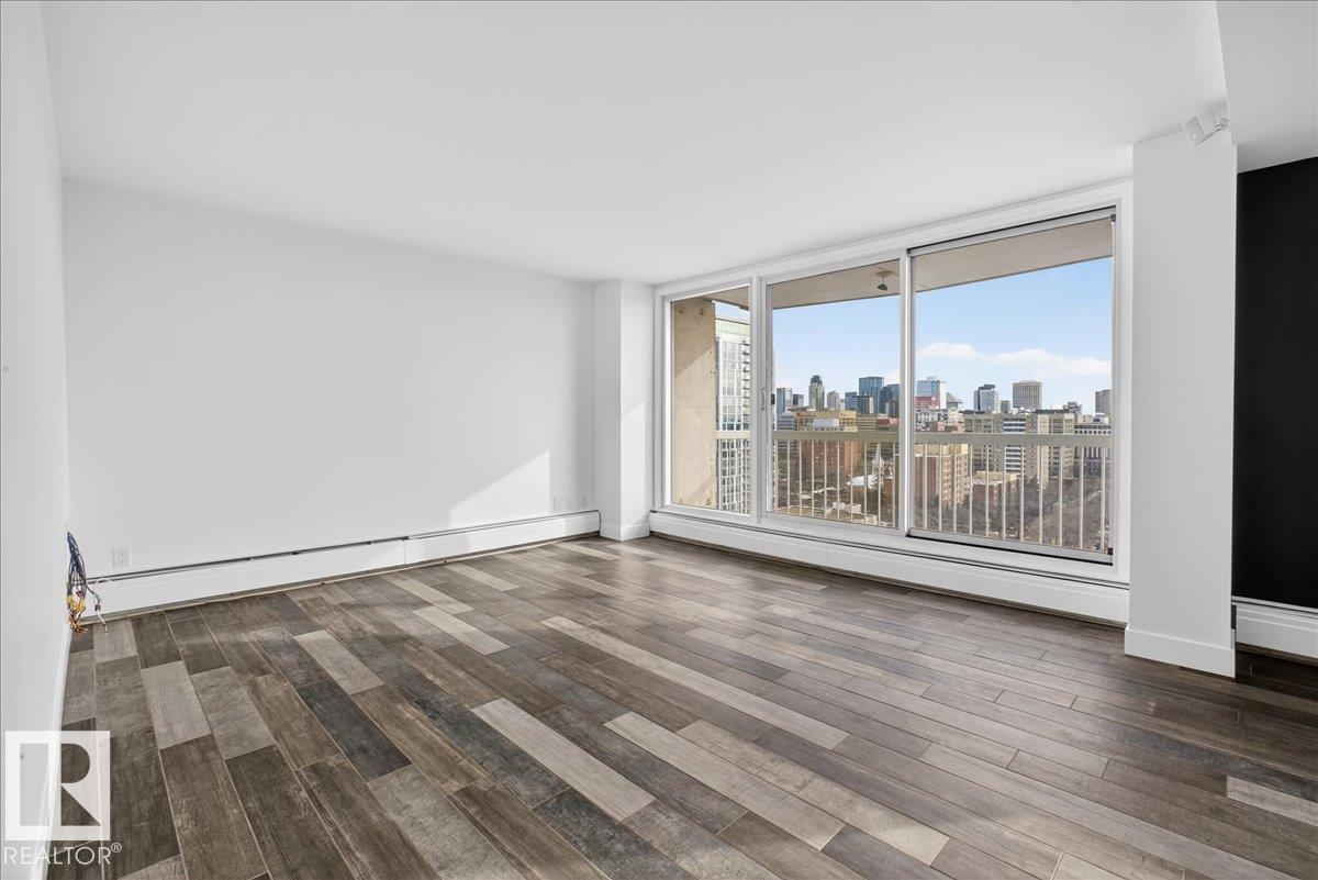 #1806 9835 113 ST NW - 22