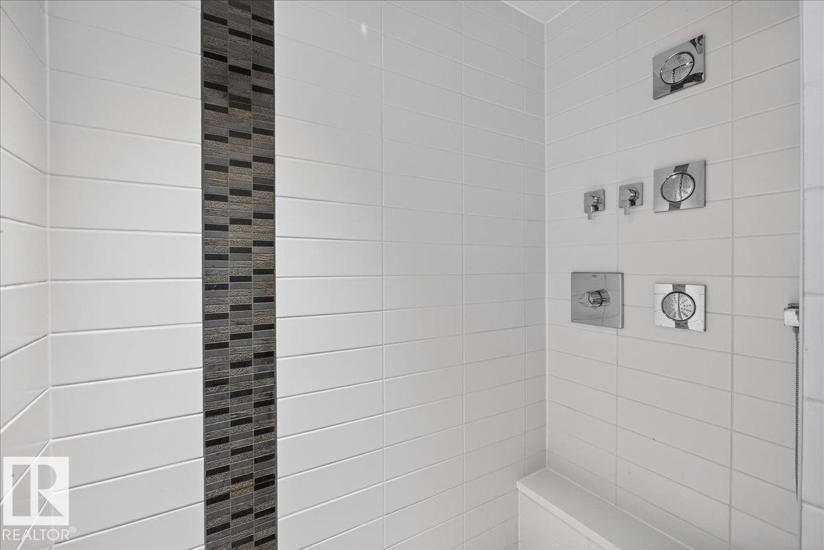 #1806 9835 113 ST NW - 40