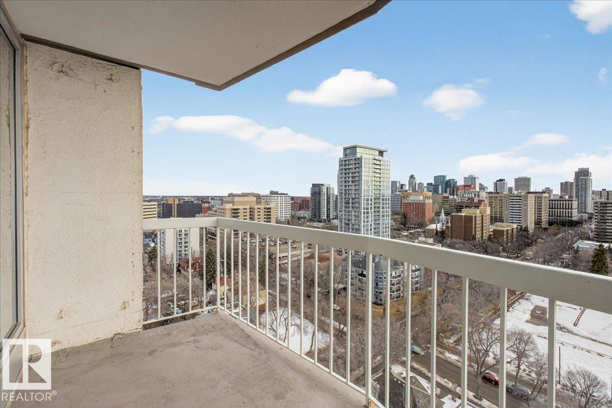 #1806 9835 113 ST NW - 47
