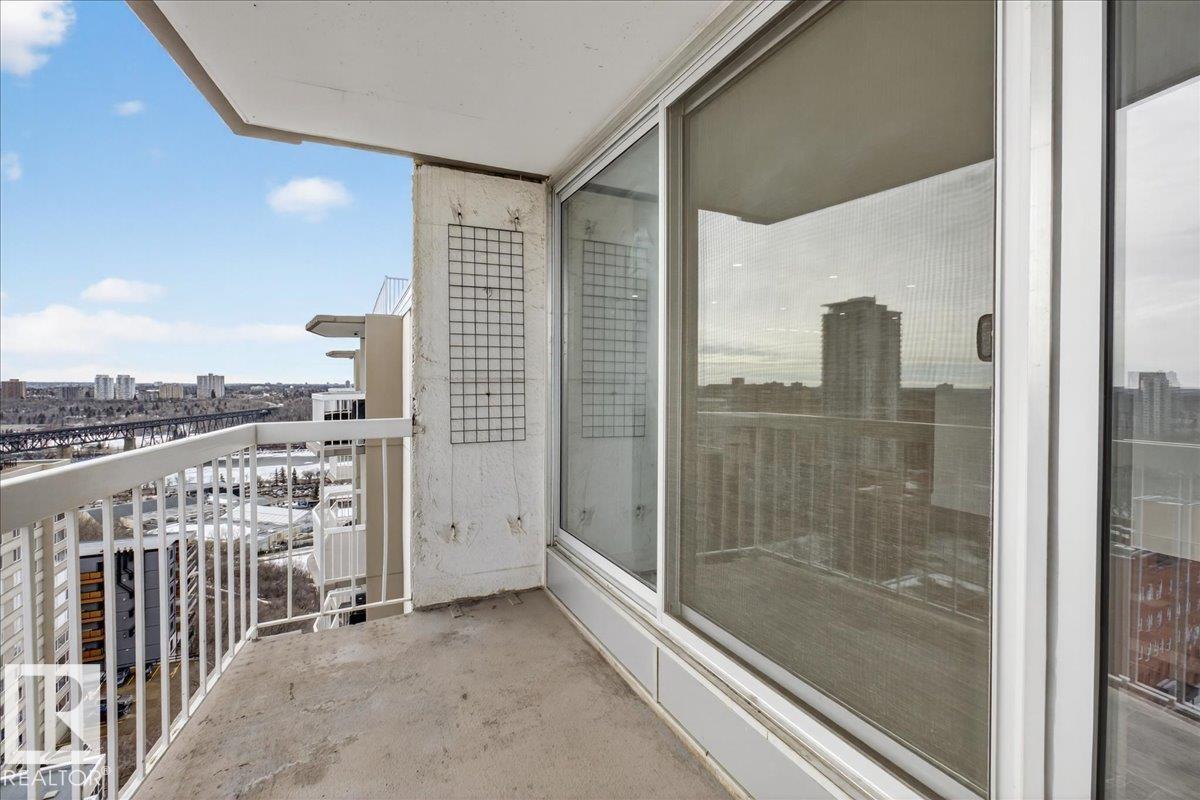 #1806 9835 113 ST NW - 48
