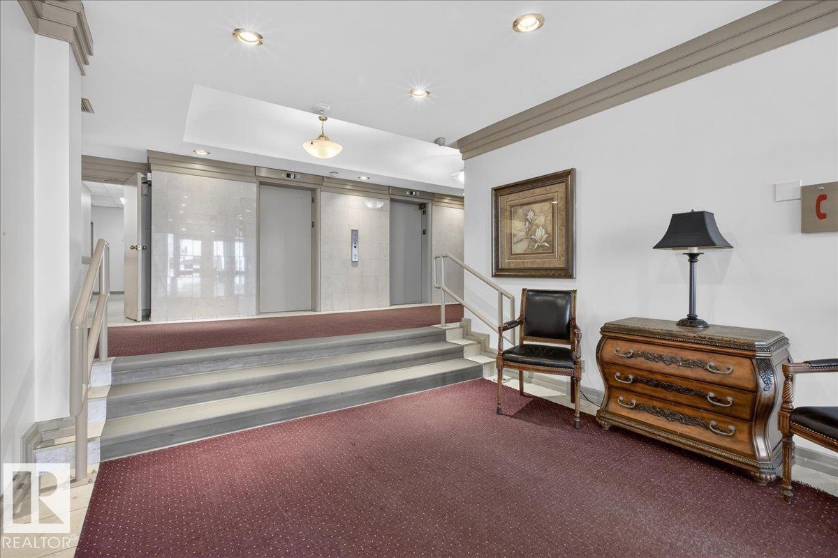#1806 9835 113 ST NW - 5