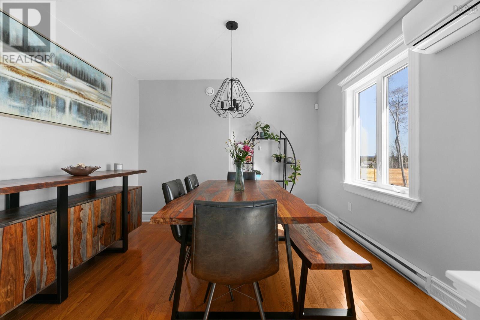 Property 14 of 34 of 626 Westwood Boulevard