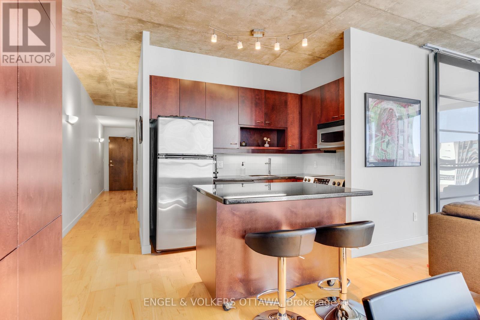#903 179 GEORGE STREET - 11