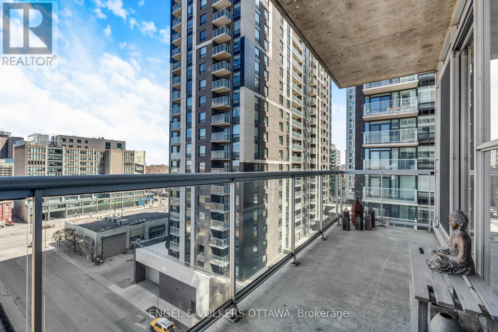 #903 179 GEORGE STREET - 22