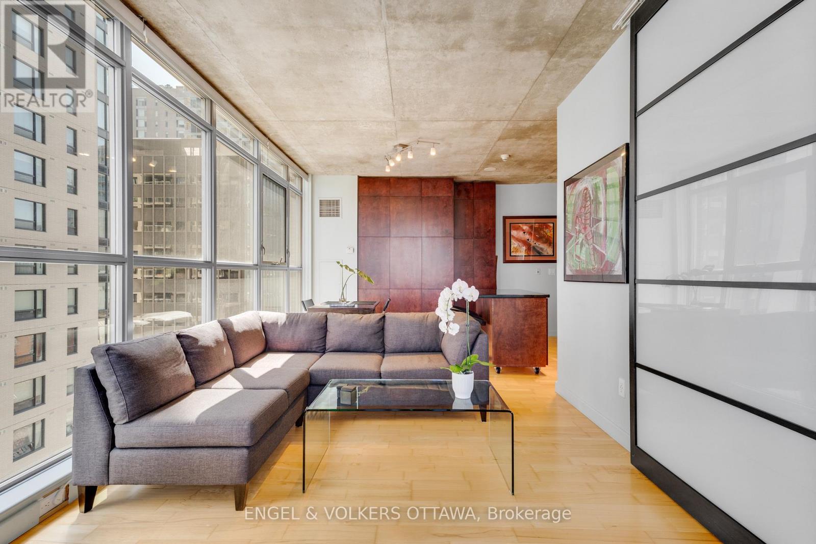 #903 179 GEORGE STREET - 23