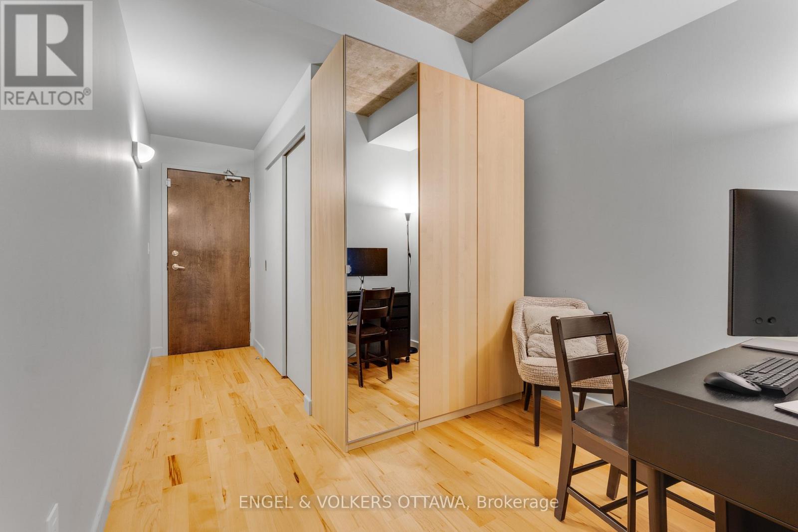 #903 179 GEORGE STREET - 5