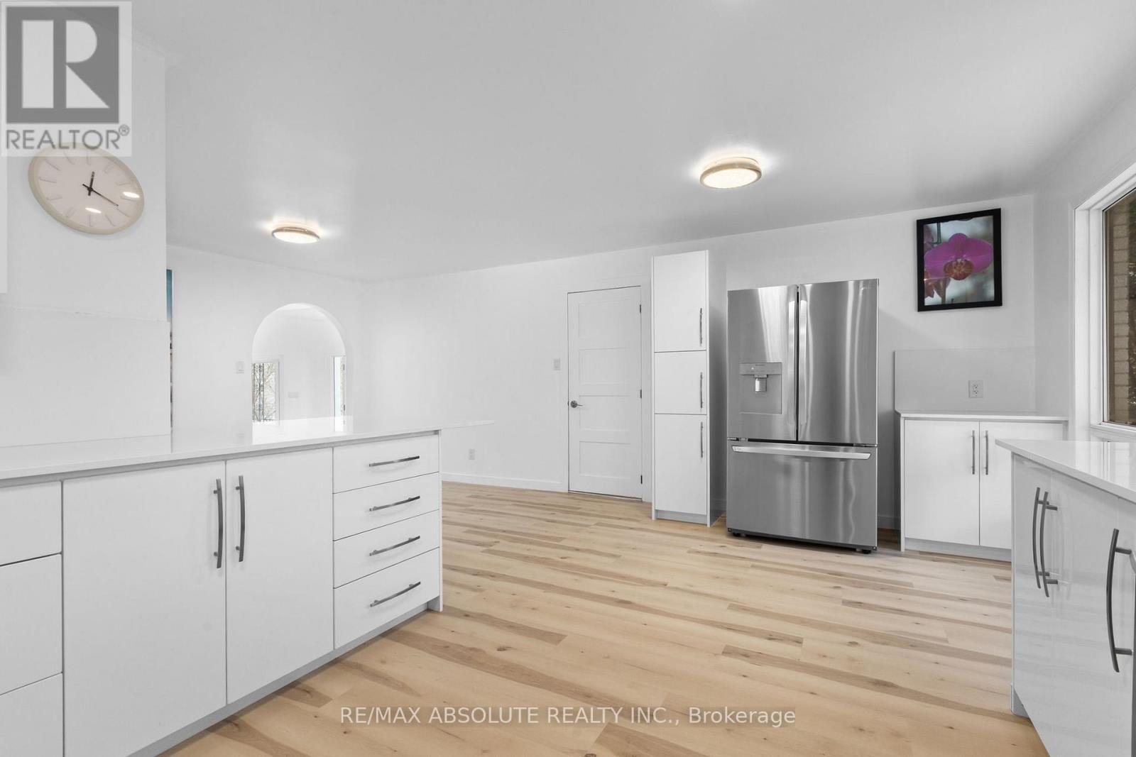 1444 NORMANDY CRESCENT — photo 19
