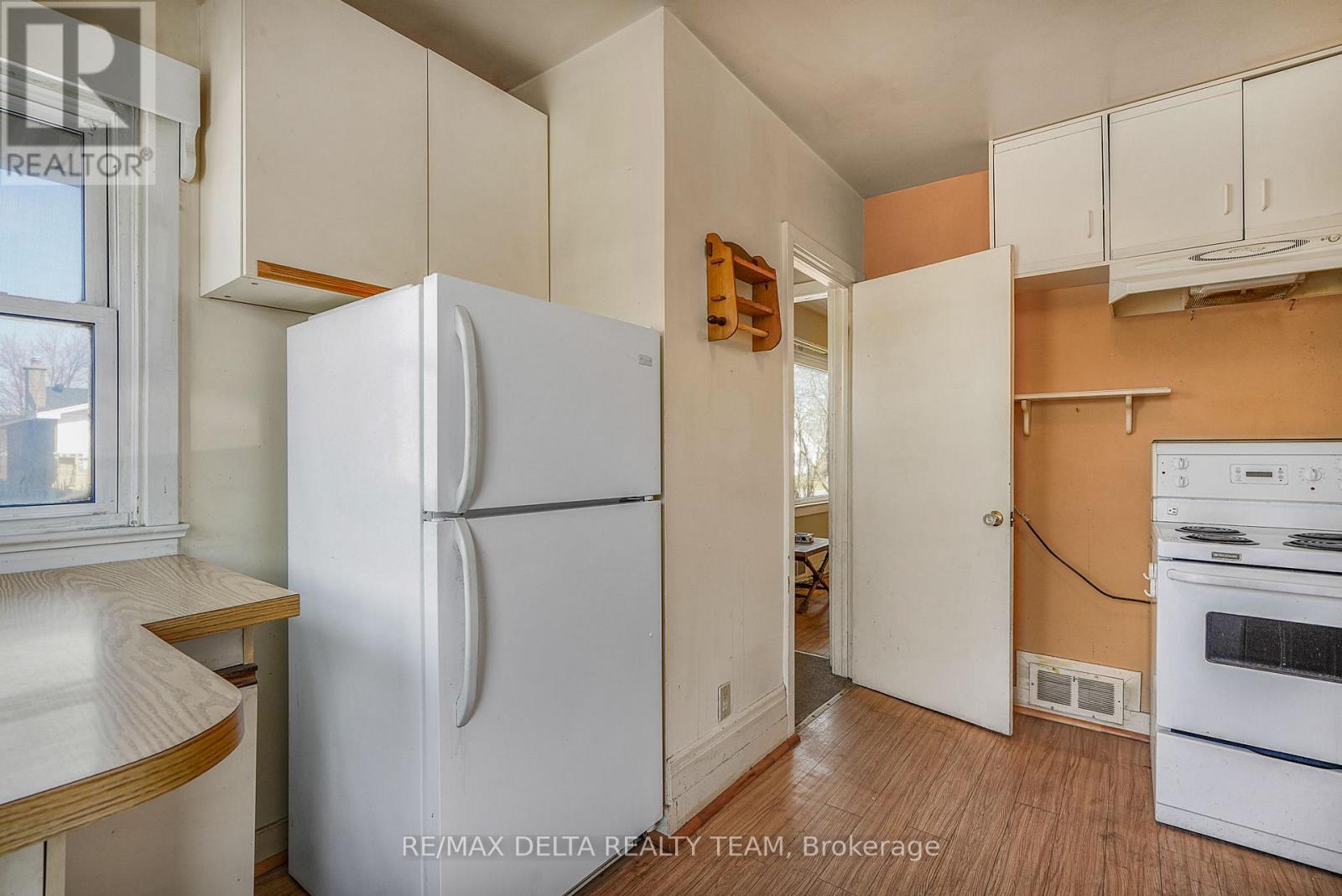 1242 VANCOUVER AVENUE - 14