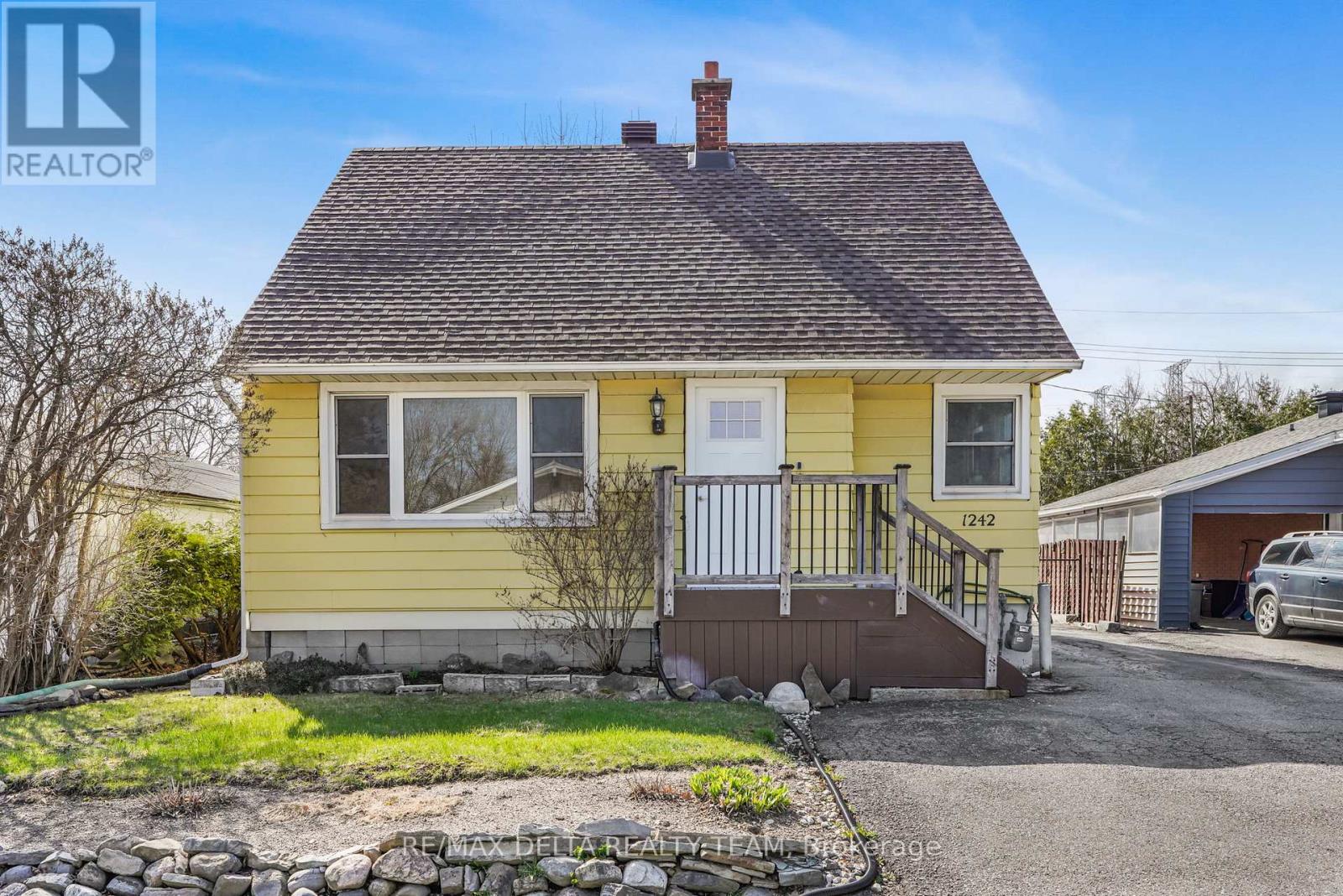 1242 VANCOUVER AVENUE - 2