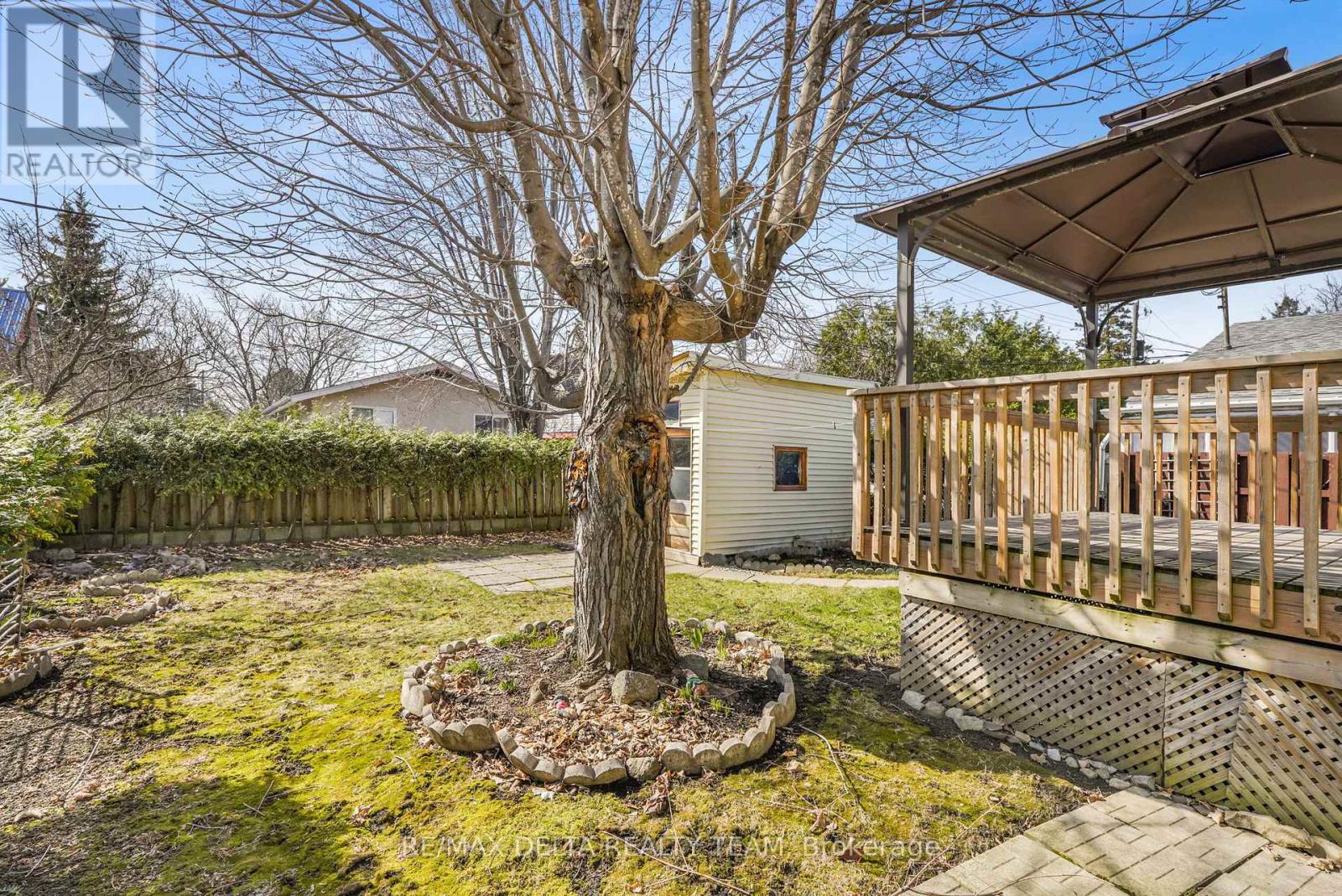 1242 VANCOUVER AVENUE - 24