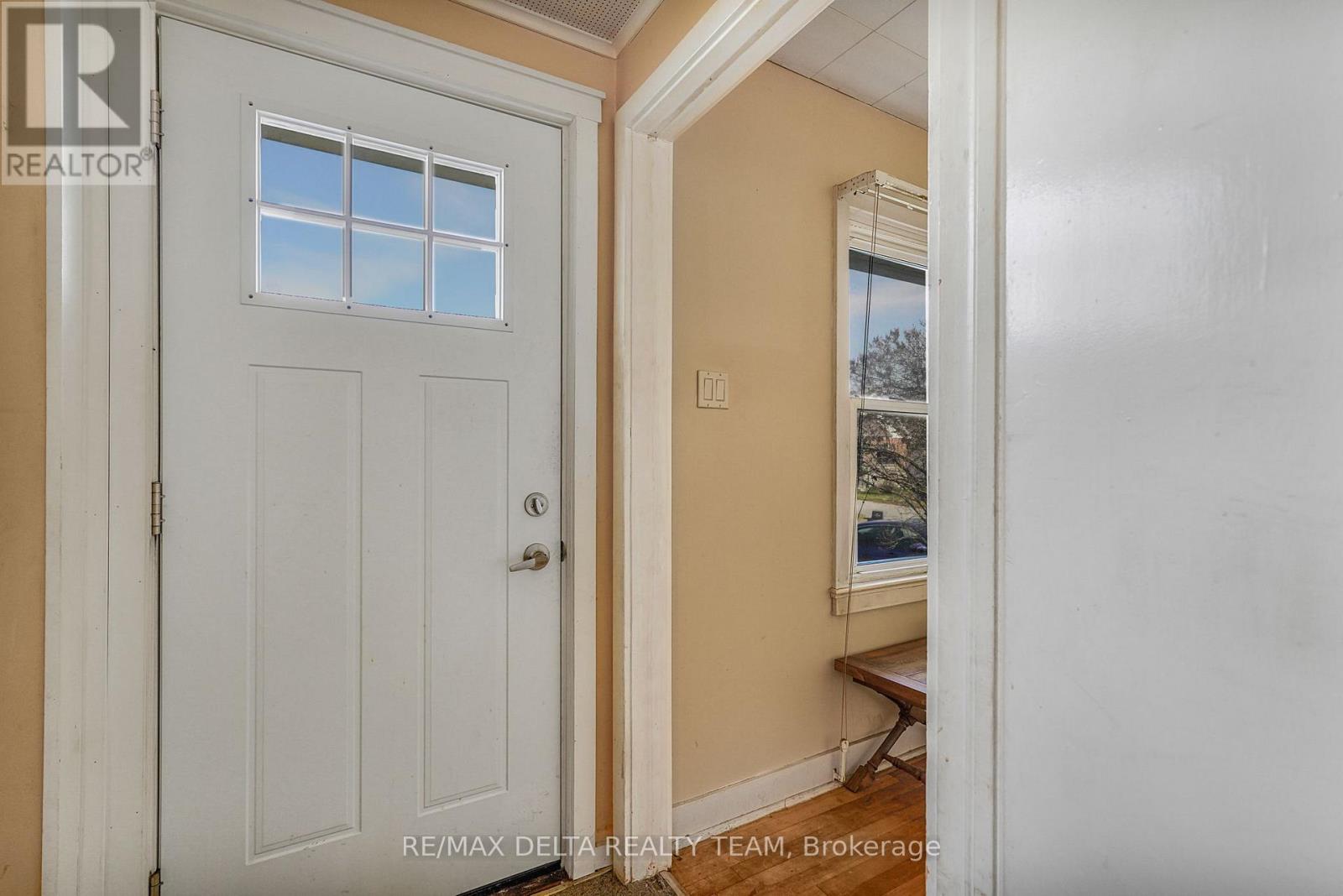 1242 VANCOUVER AVENUE - 3