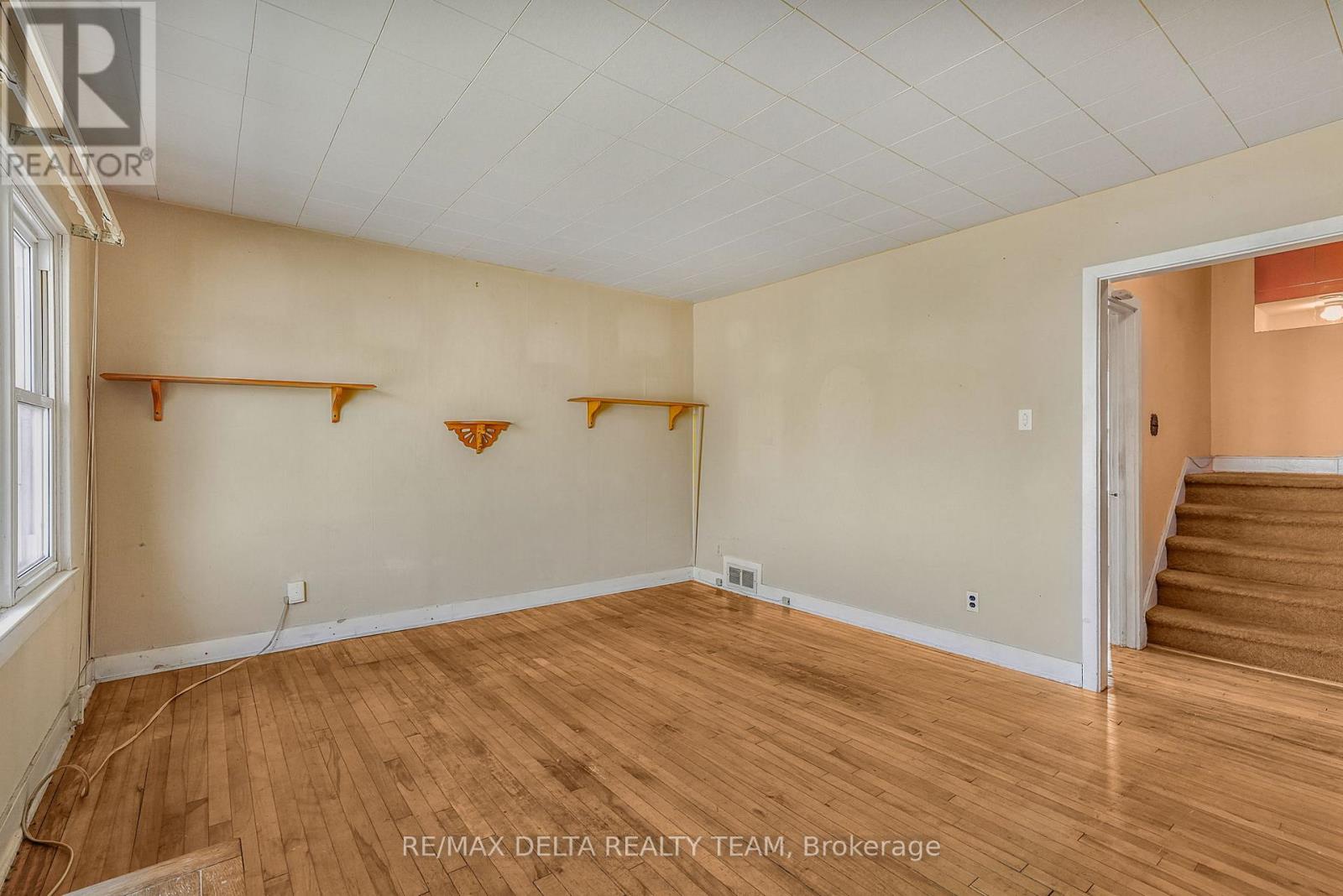 1242 VANCOUVER AVENUE - 4