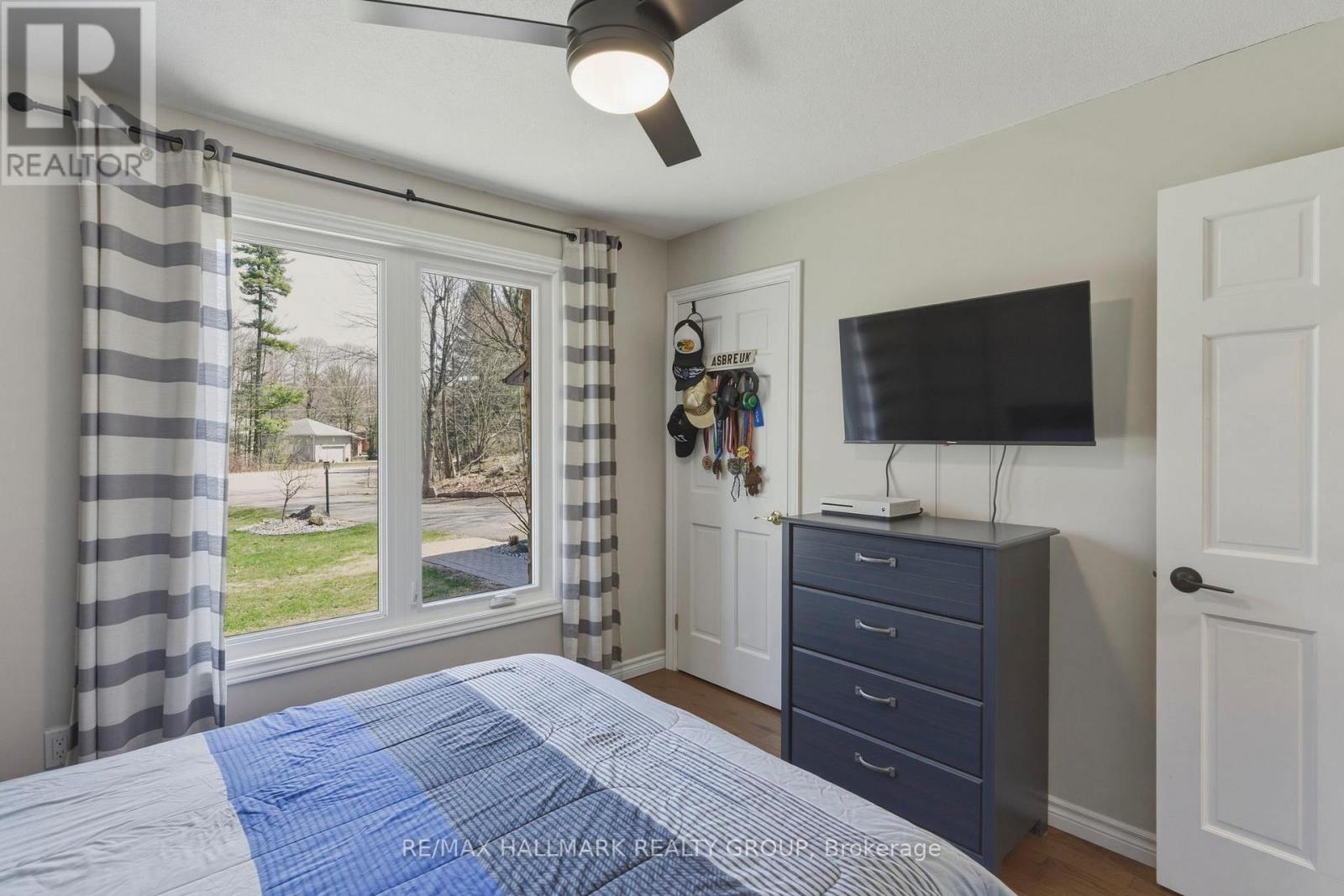 408 YOLE CRESCENT - 28