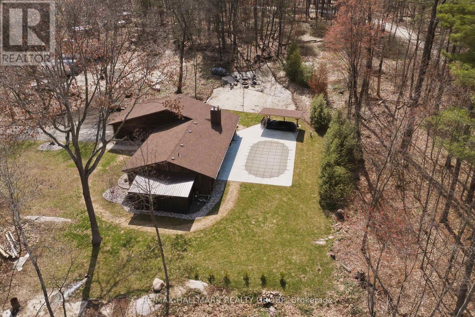 408 YOLE CRESCENT - 44