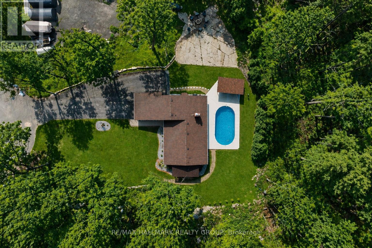 408 YOLE CRESCENT - 45