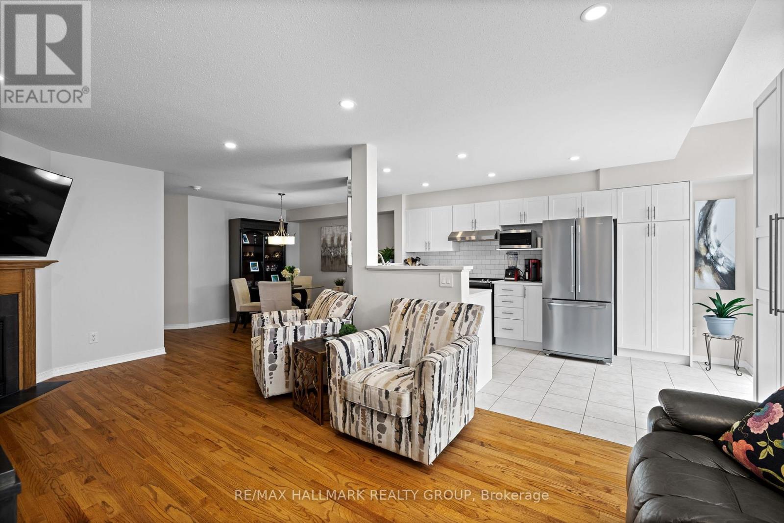 339 BRIGITTA STREET - 10