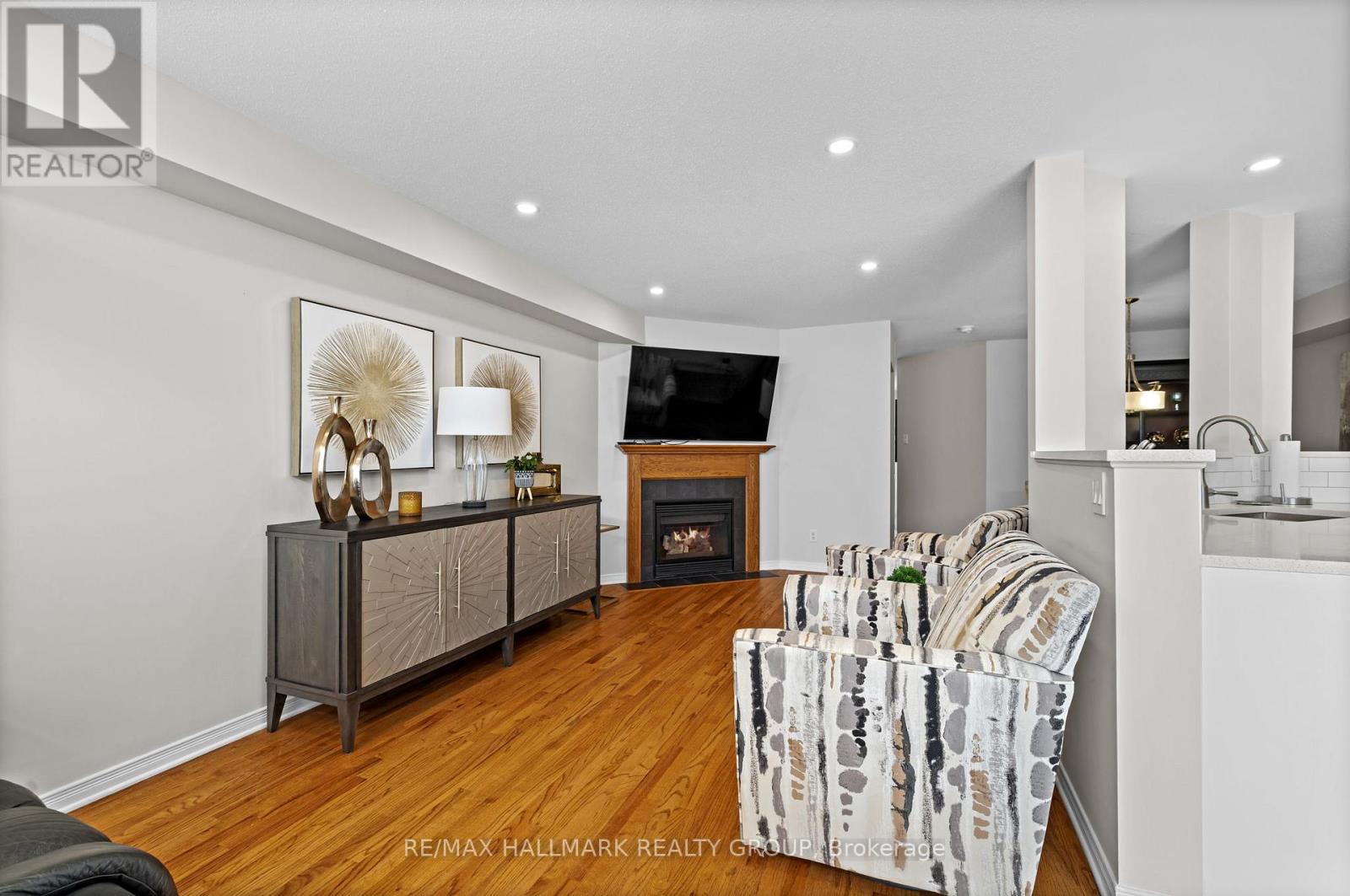 339 BRIGITTA STREET - 9