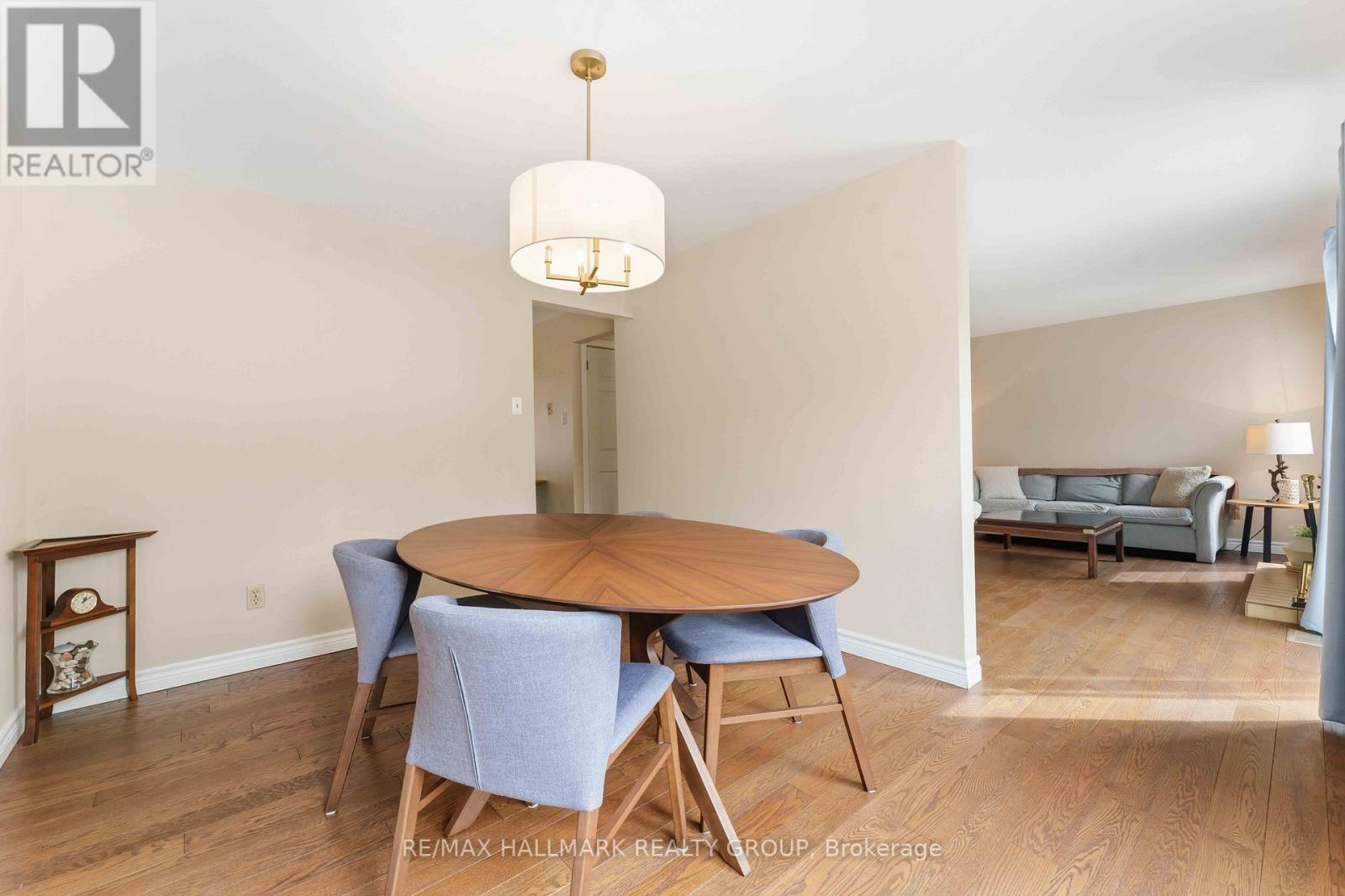 6033 MEADOWGLEN DRIVE - 13