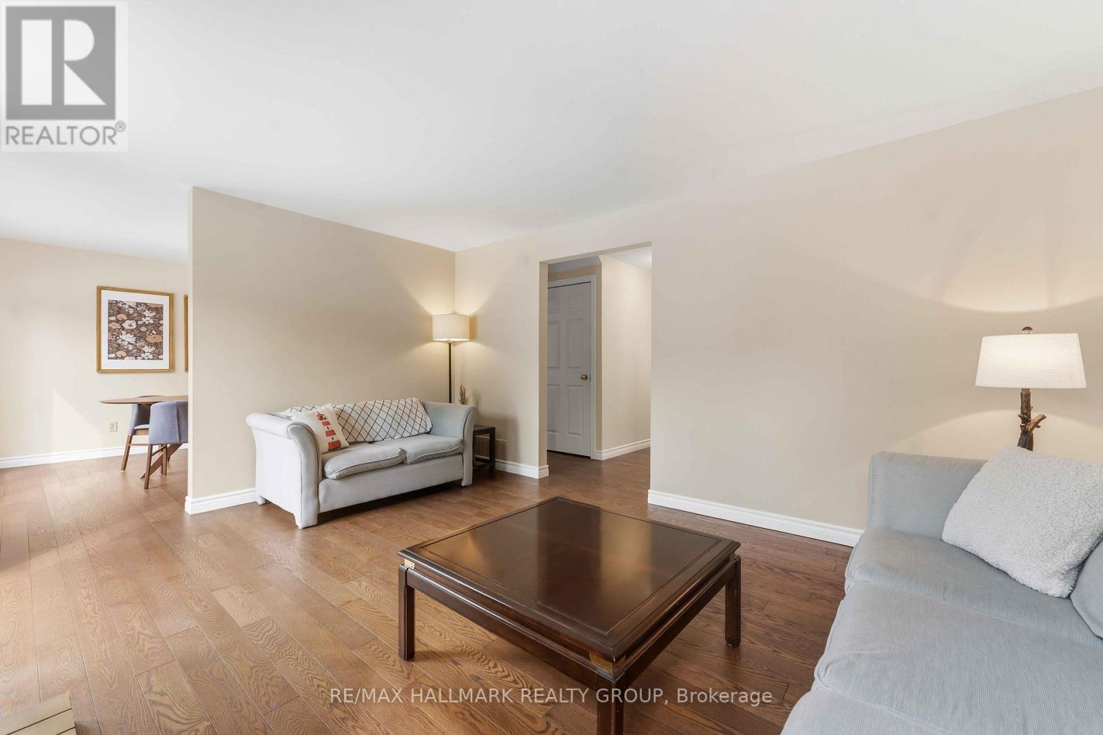 6033 MEADOWGLEN DRIVE - 15