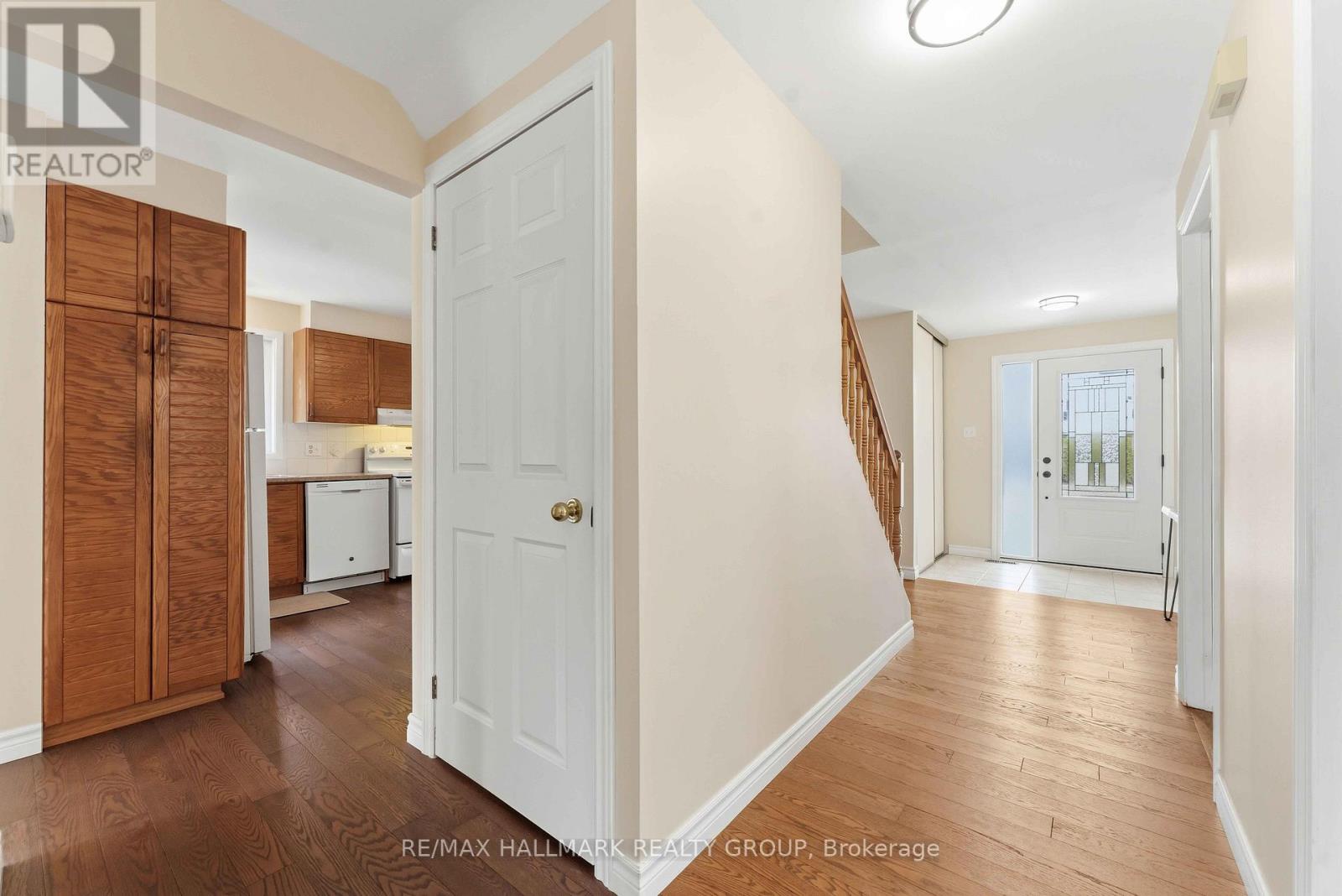 6033 MEADOWGLEN DRIVE - 18