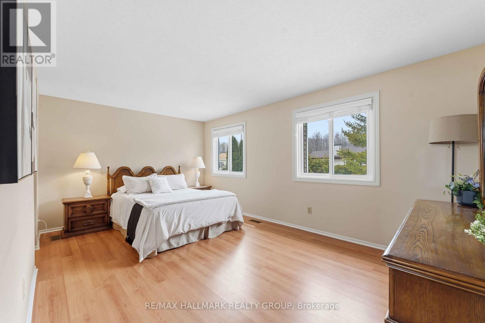 6033 MEADOWGLEN DRIVE - 19