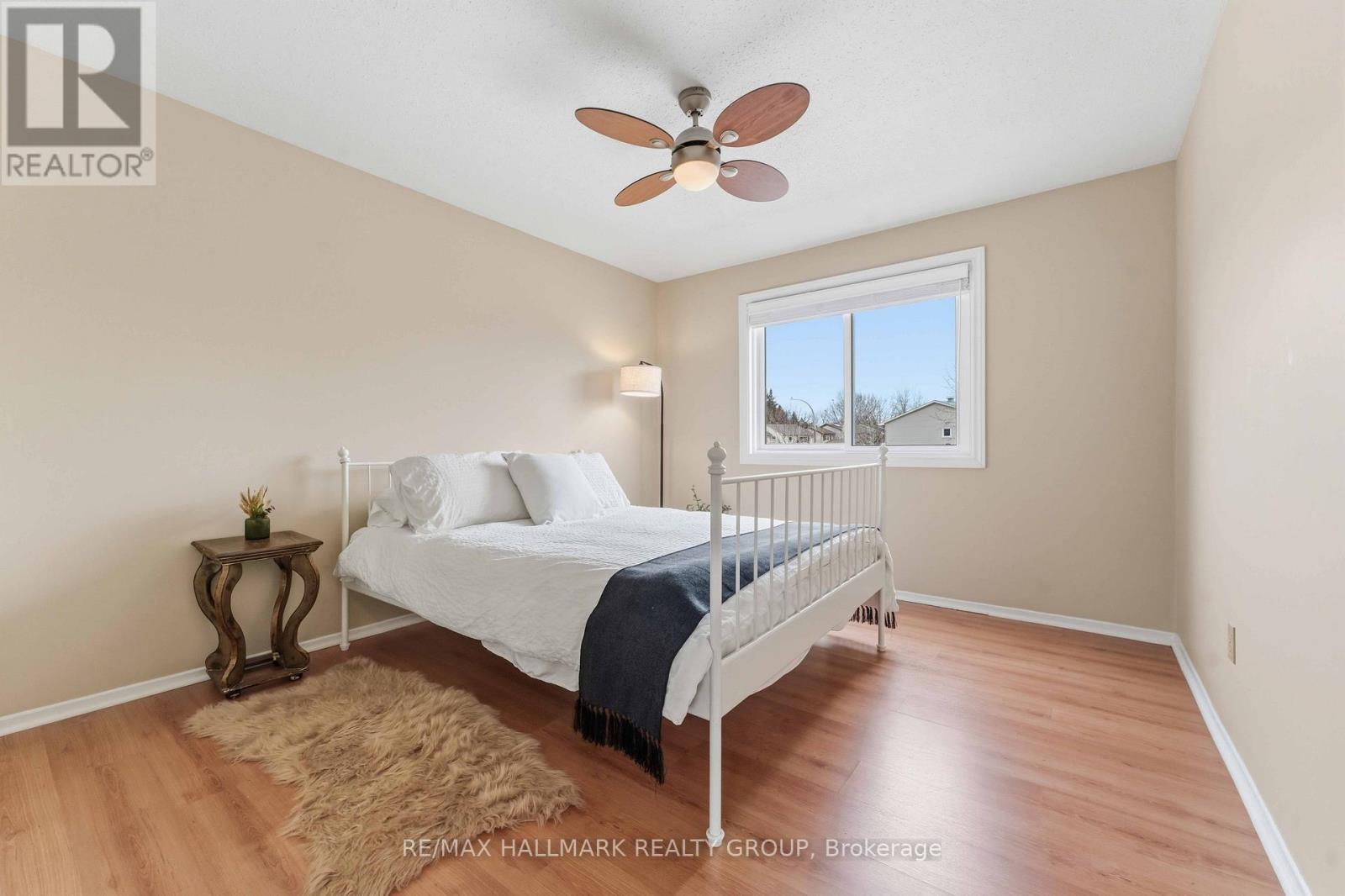 6033 MEADOWGLEN DRIVE - 22