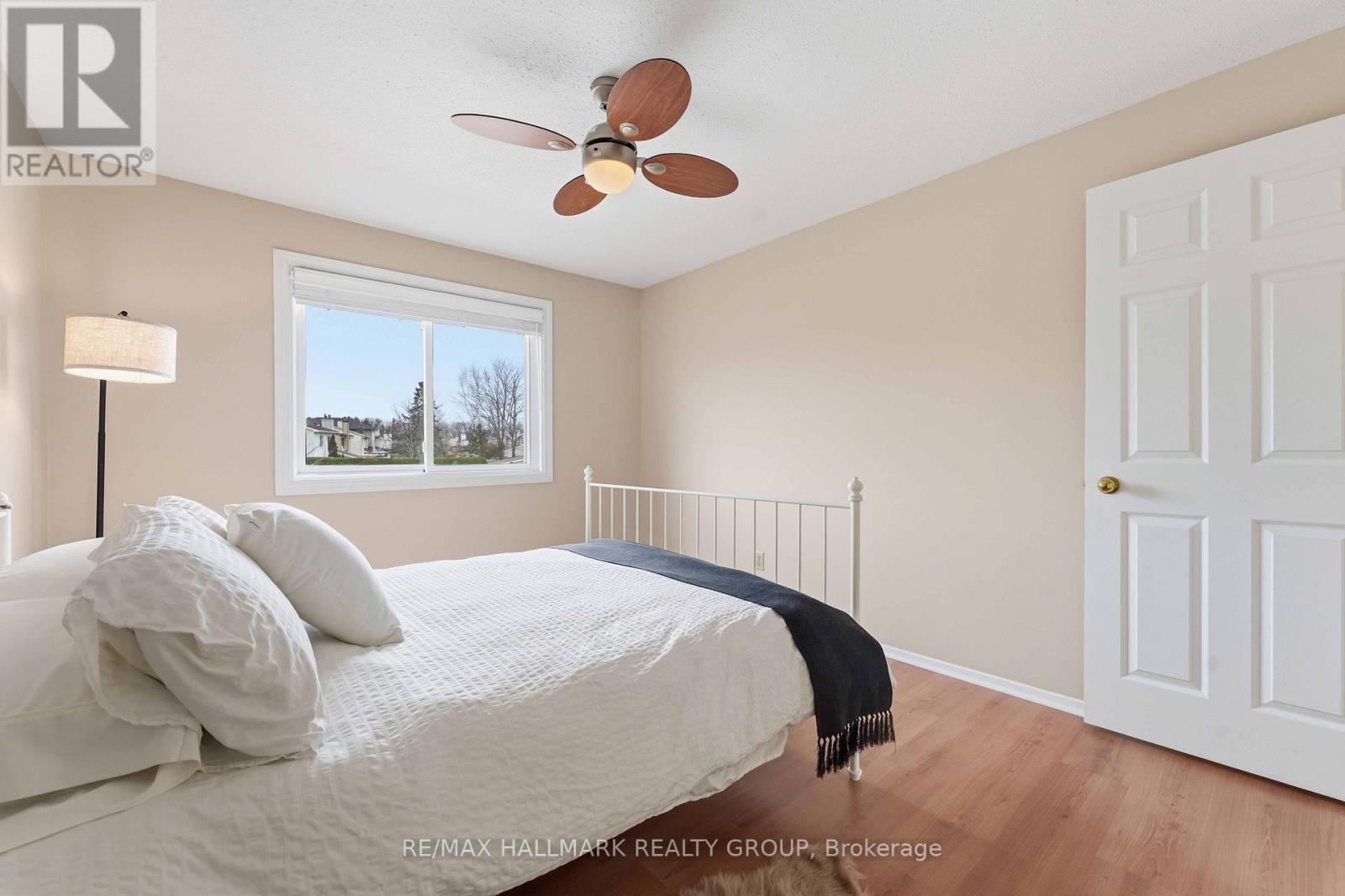 6033 MEADOWGLEN DRIVE - 23