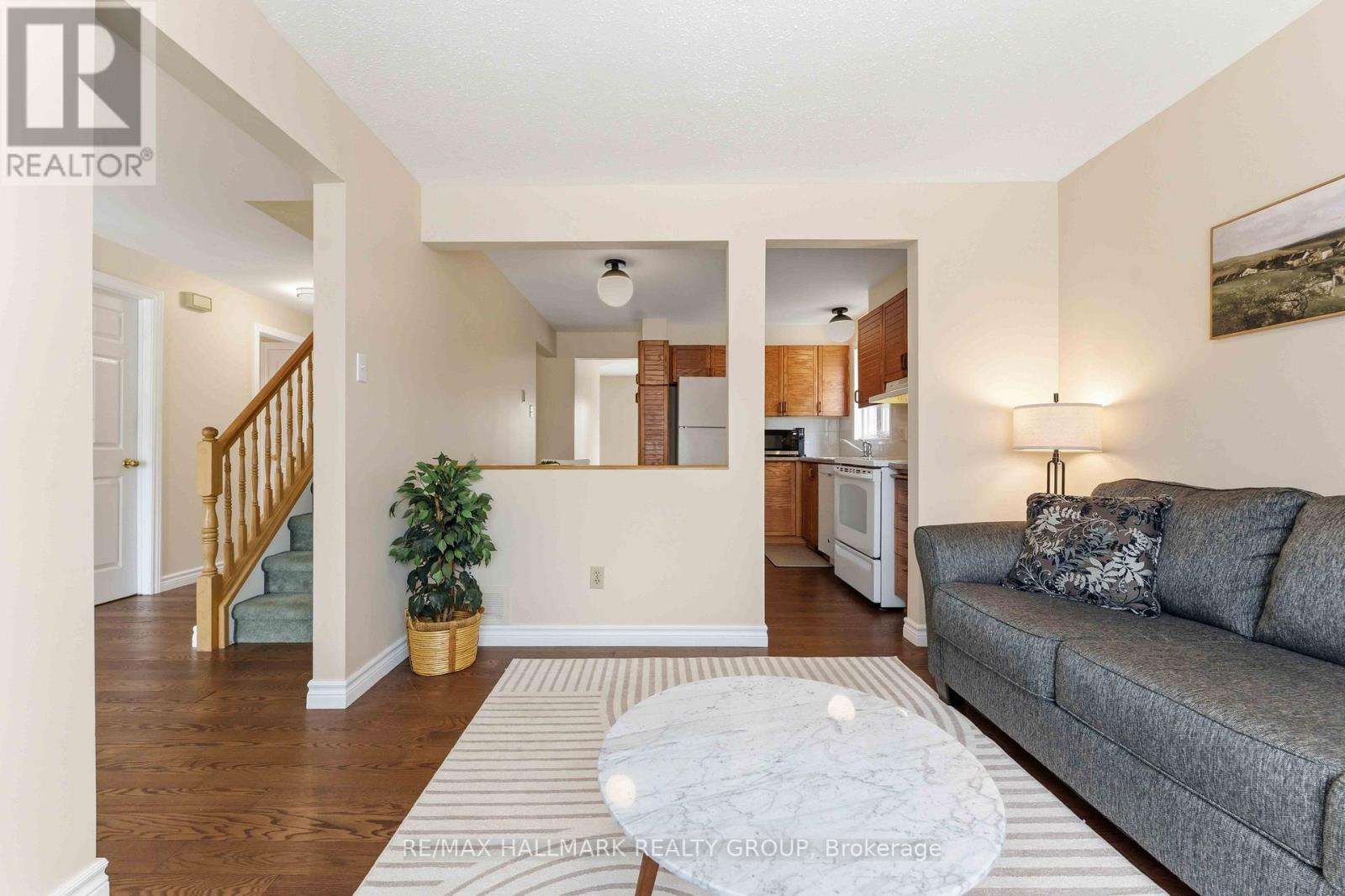 6033 MEADOWGLEN DRIVE - 8