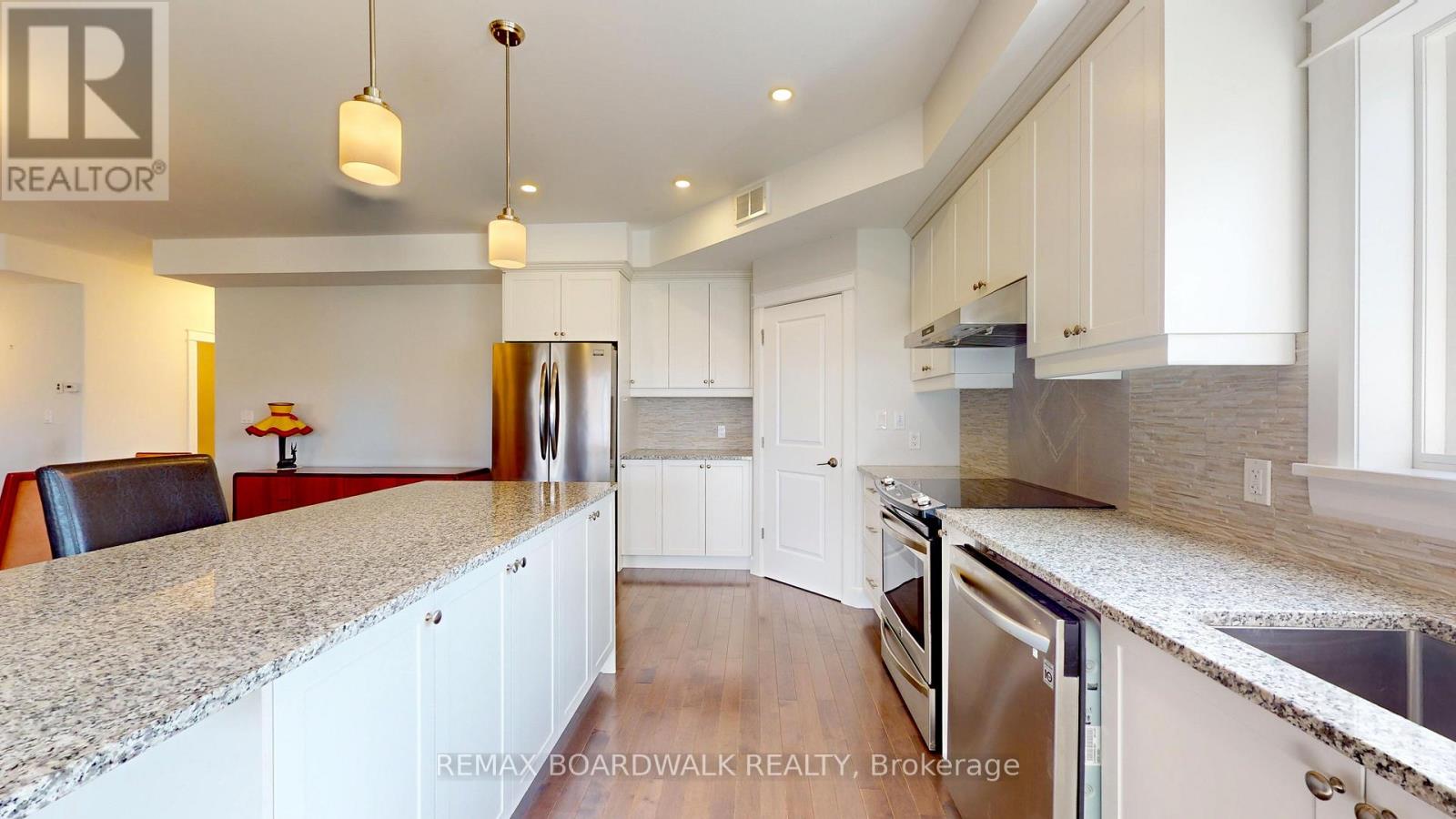 19 DONALDSON COURT — photo 12