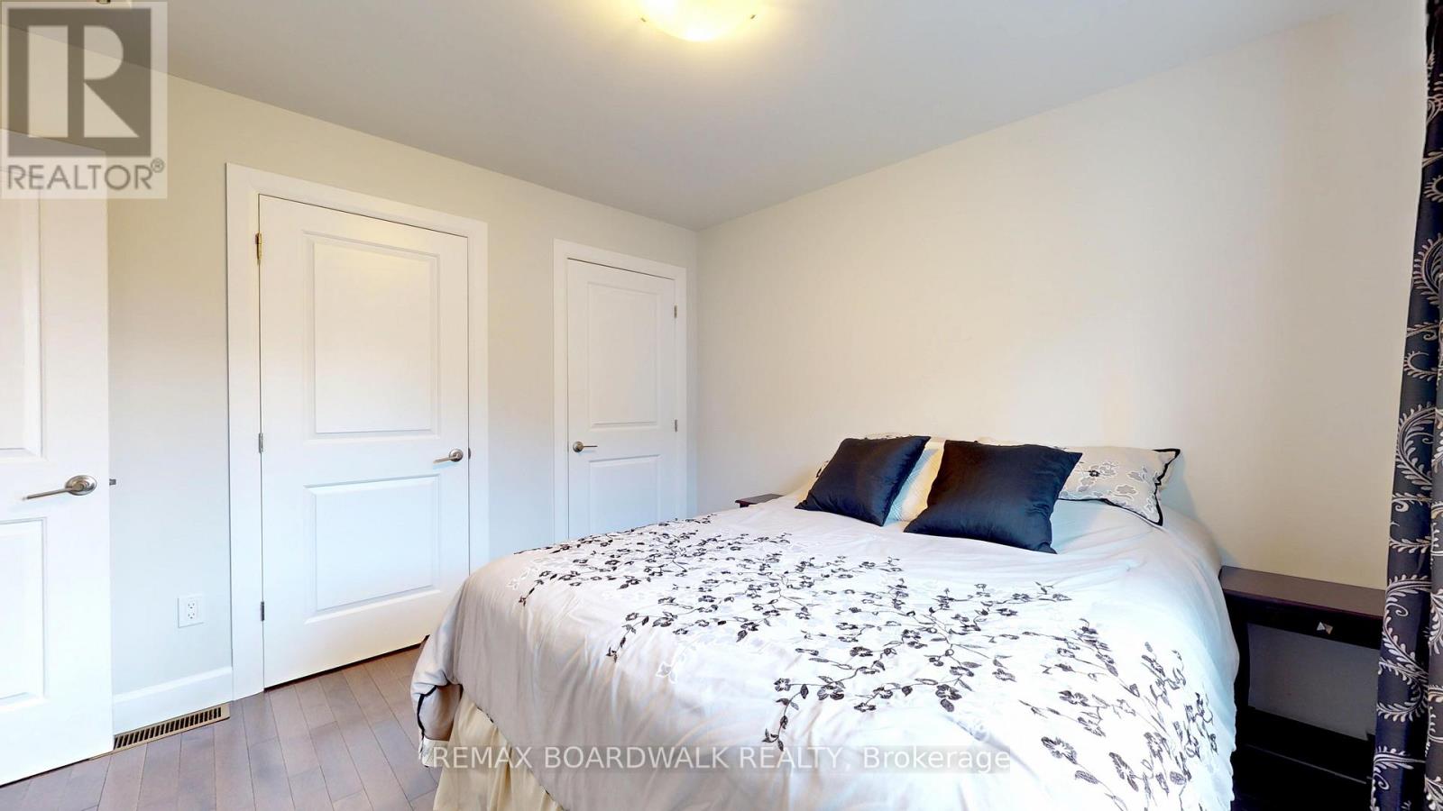 19 DONALDSON COURT — photo 22