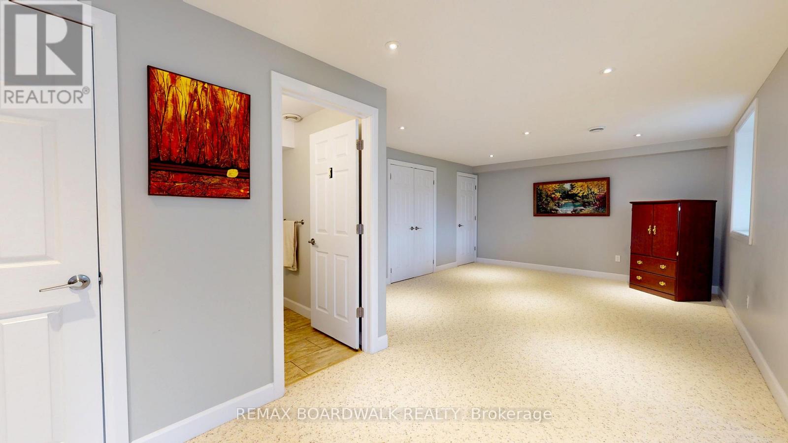 19 DONALDSON COURT — photo 29