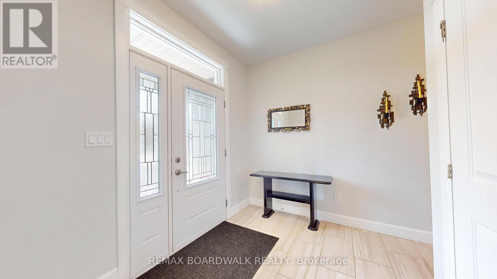 19 DONALDSON COURT - photo 3