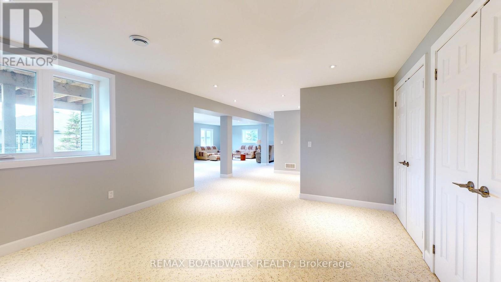 19 DONALDSON COURT — photo 30