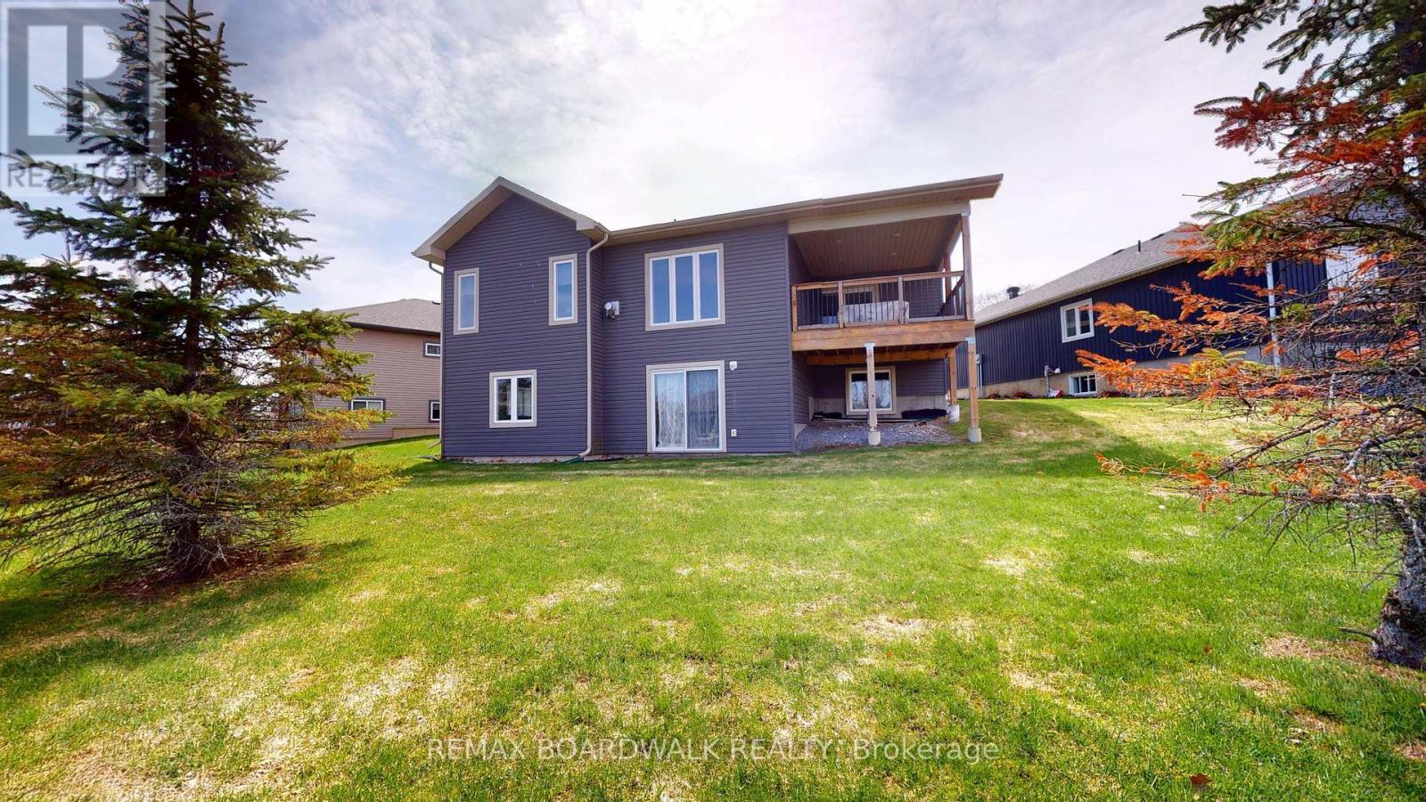 19 DONALDSON COURT — photo 33