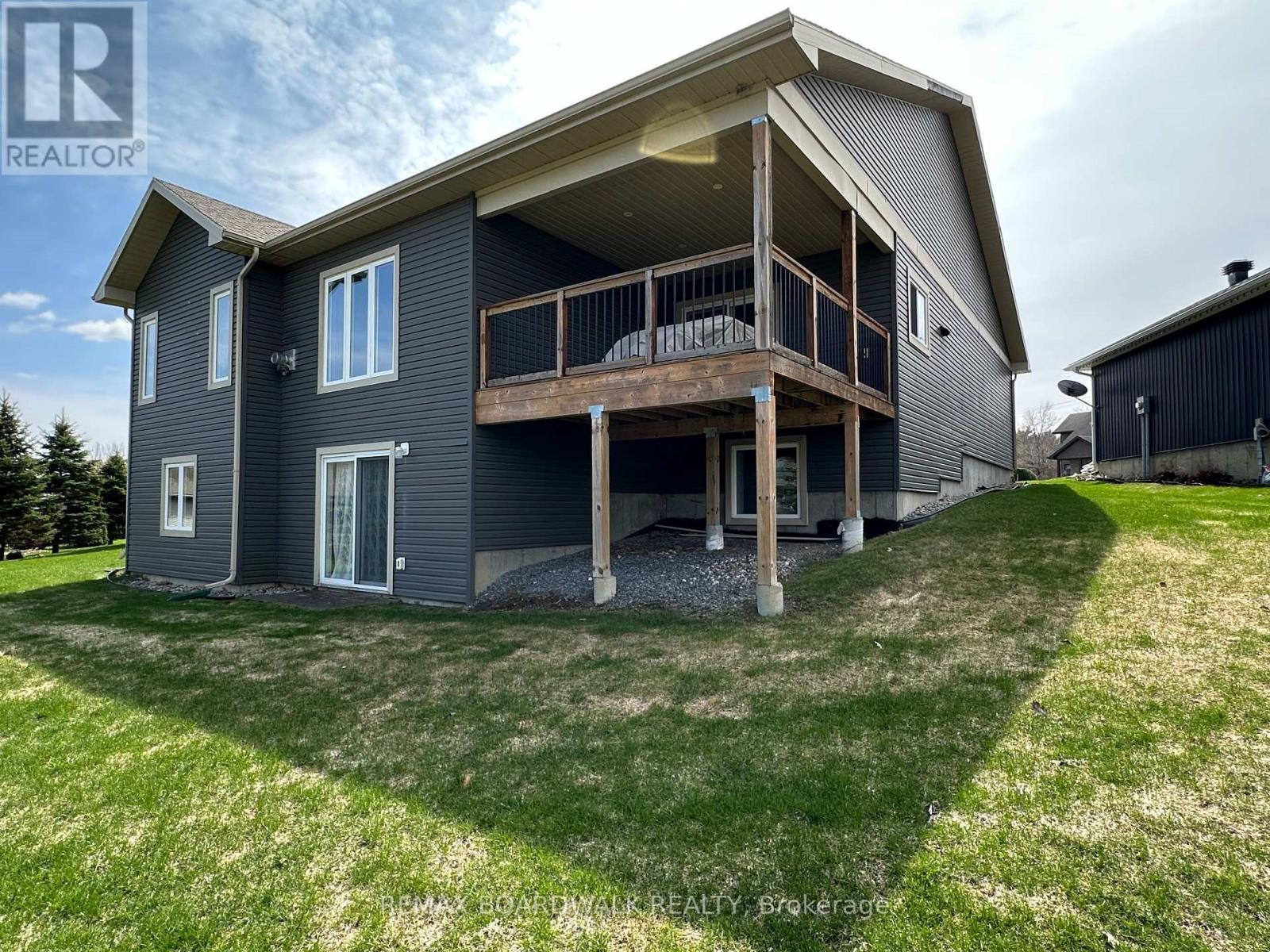 19 DONALDSON COURT — photo 34